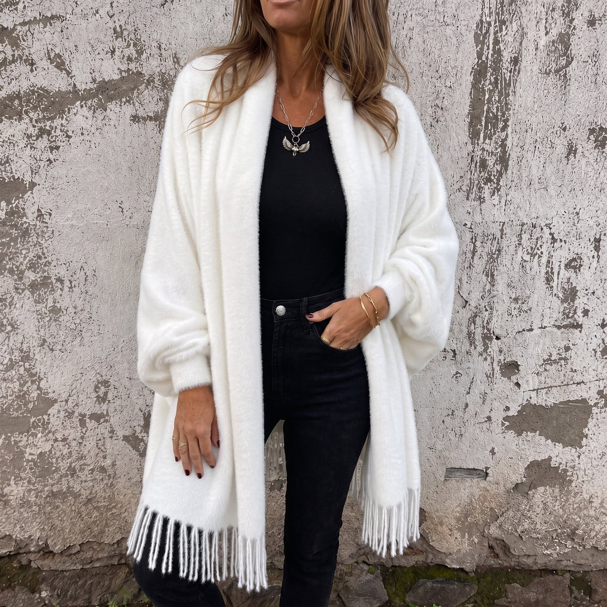 Olivia - Women's Oversized Open Cardigan with Fringe Hem Detail - Cardigans - White - Davies & Cooper